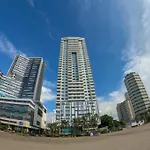 Phenomenal 2 Bedroom Suite With Oceanview Balcony!