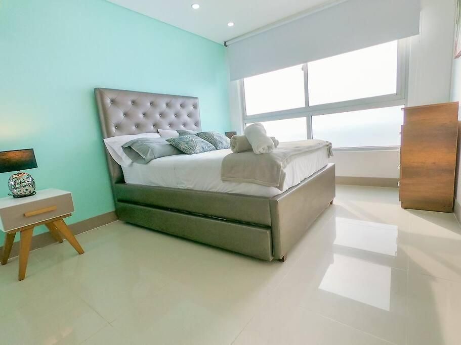 Phenomenal 2 Bedroom With Oceanview Balcony! Cartagena