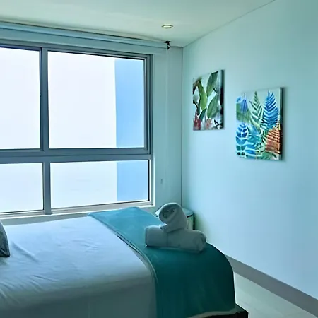 Phenomenal 2 Bedroom With Oceanview Balcony! *