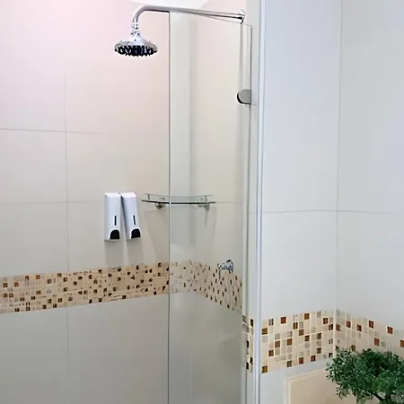 Phenomenal 2 Bedroom With Oceanview Balcony! Apartamento *
