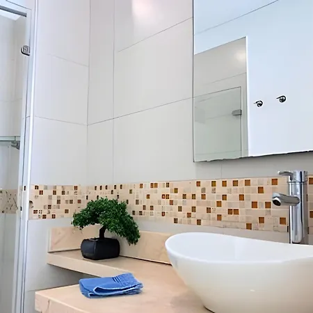 Apartamento Phenomenal 2 Bedroom With Oceanview Balcony! *
